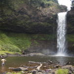 Cascade sur la route de Tad Lo