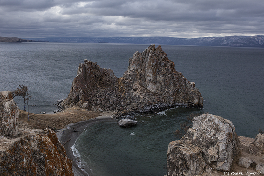 Le rocher de Bourkhan et sa crique