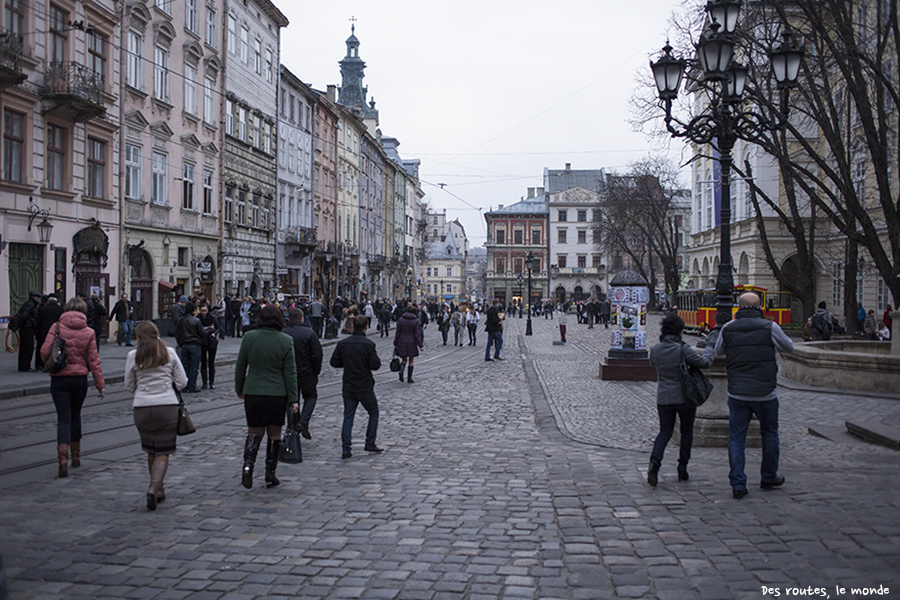 Sur Rinok square